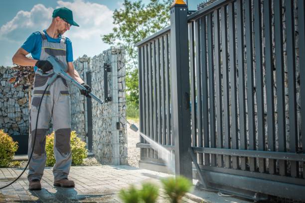 Best Graffiti Removal  in Bainbridge, OH